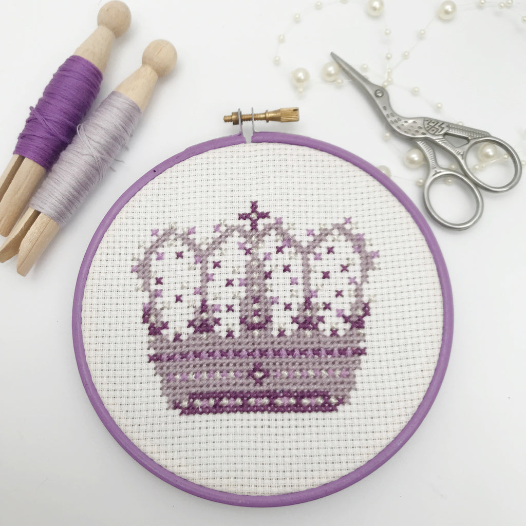 Free ‘Little Crown’, Cross Stitch Chart