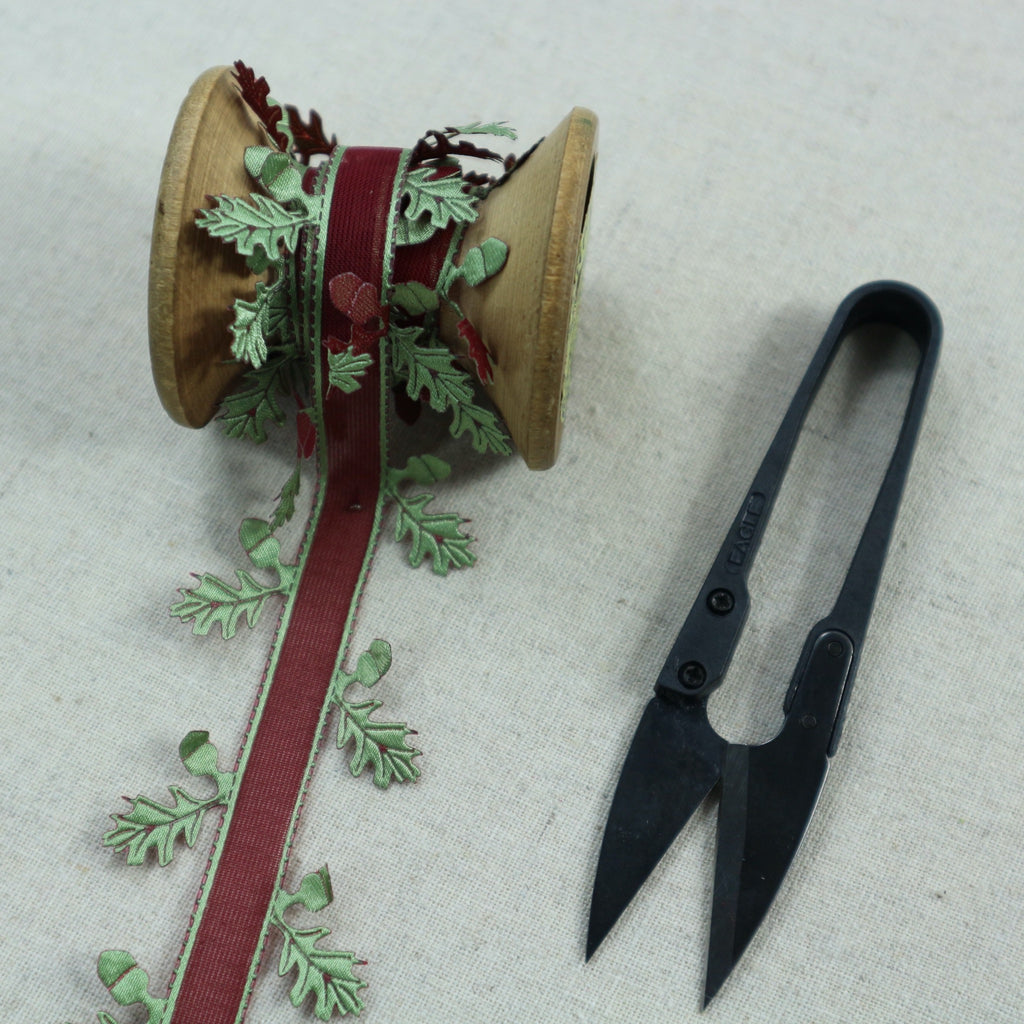 Sheer oak leaf ribbon with red centre