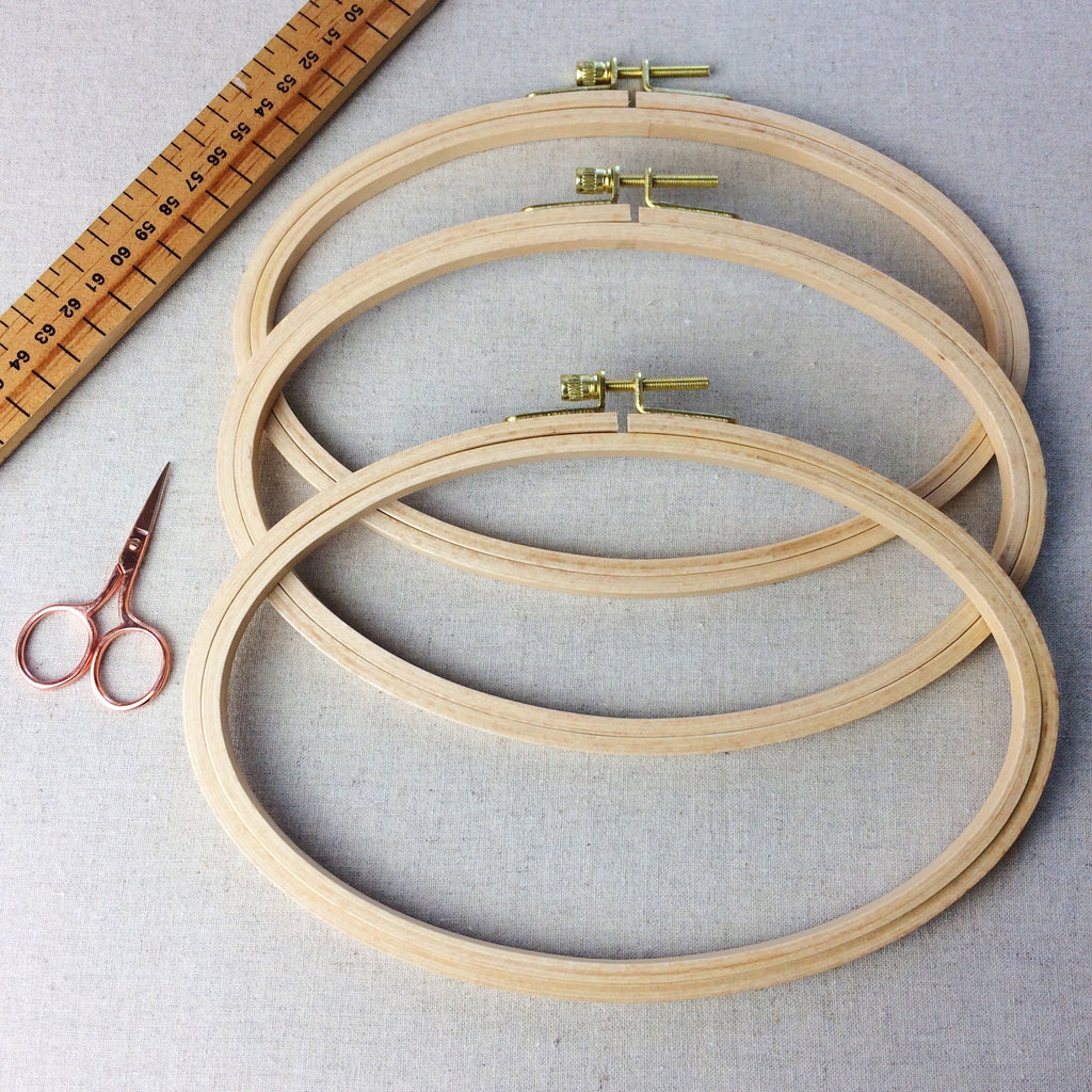 Horizontal Oval Embroidery Hoop, 21 x 14cm Embroidery Hoop - StitchKits Crafts