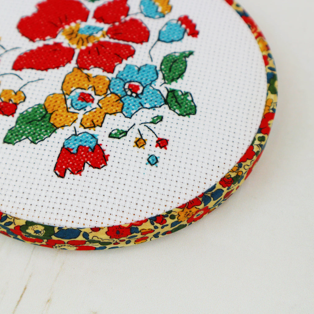 5 inch Floral Embroidery Hoop Wall Hanging Cross Stitch Kit - StitchKits Crafts
