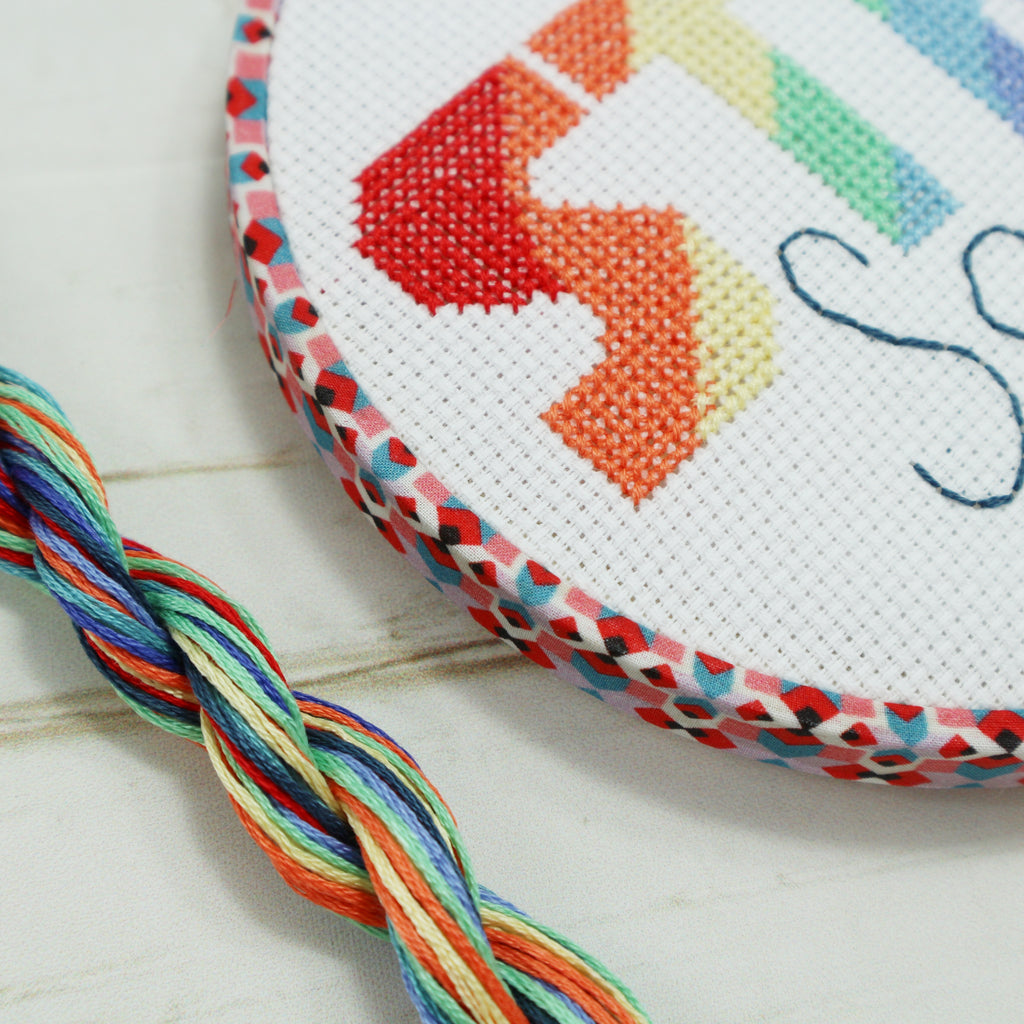 Stay safe DIY wall hanging kit
