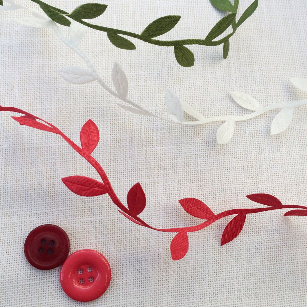 Cutout Leaf Trim Red, Green or Ivory - StitchKits Crafts